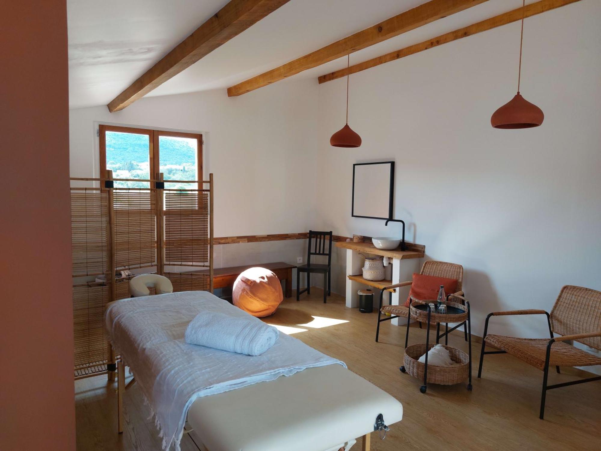 Chambres D'Hotes, B&B La Musardiere Alba-la-Romaine エクステリア 写真