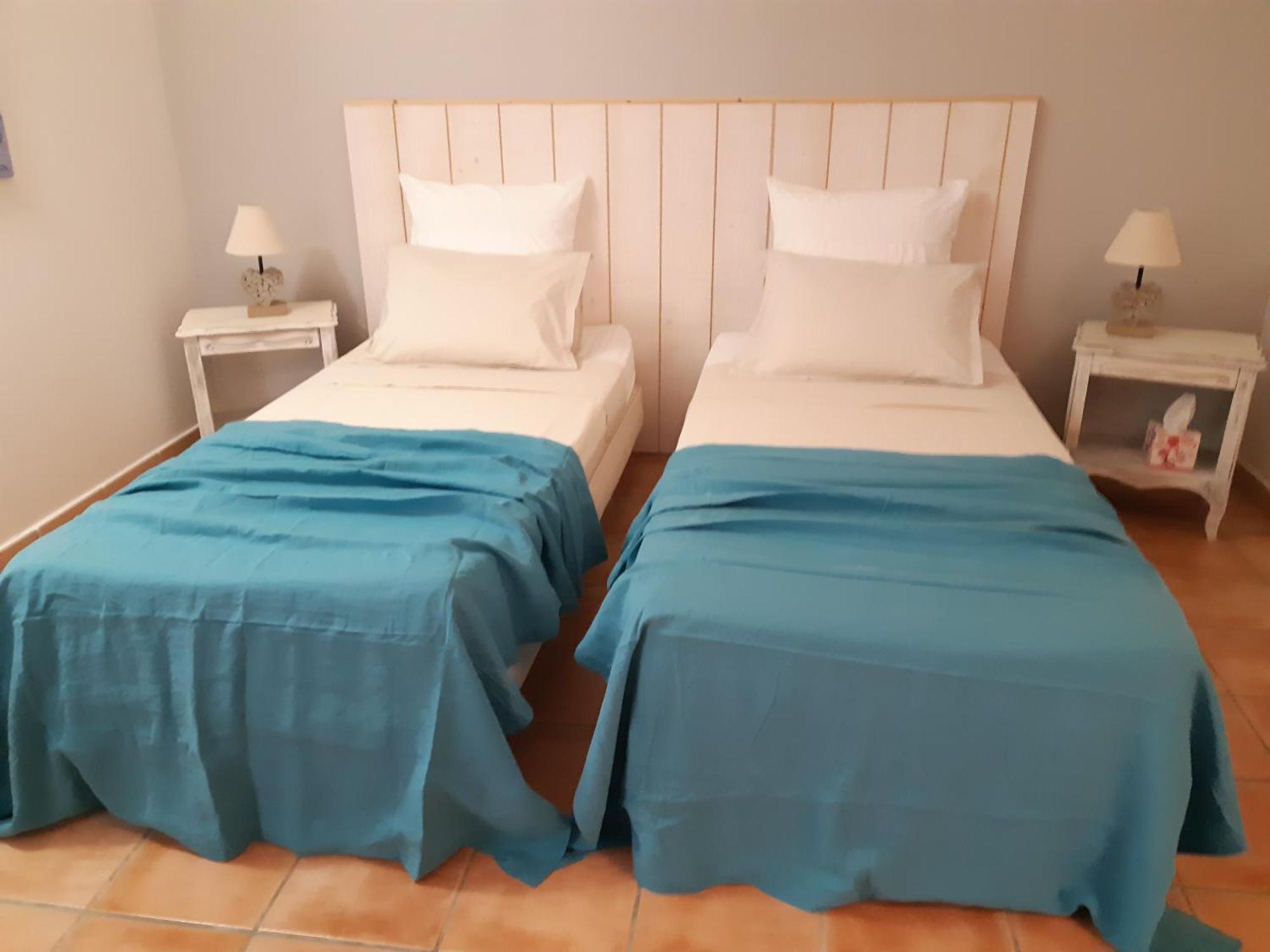 Chambres D'Hotes, B&B La Musardiere Alba-la-Romaine エクステリア 写真
